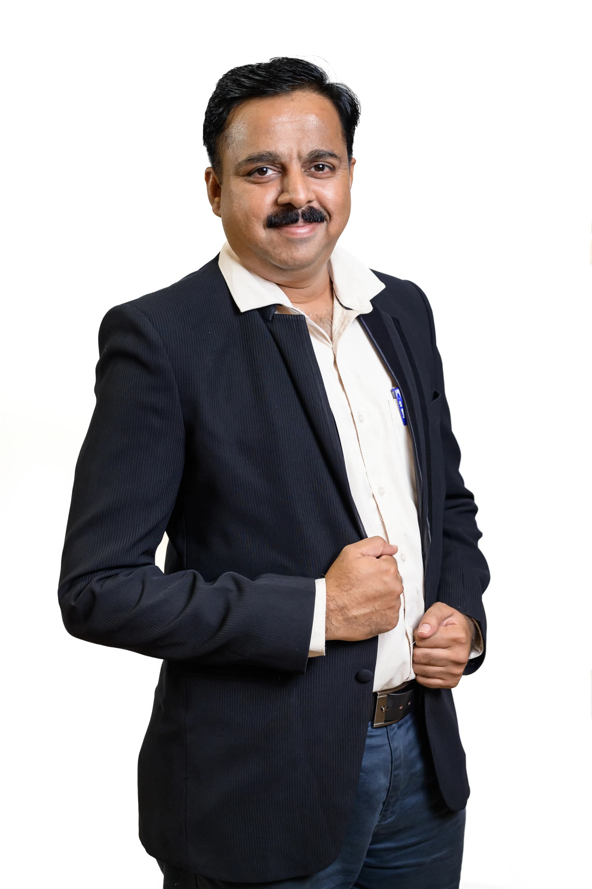 Dr. Suresh D Kulkarni