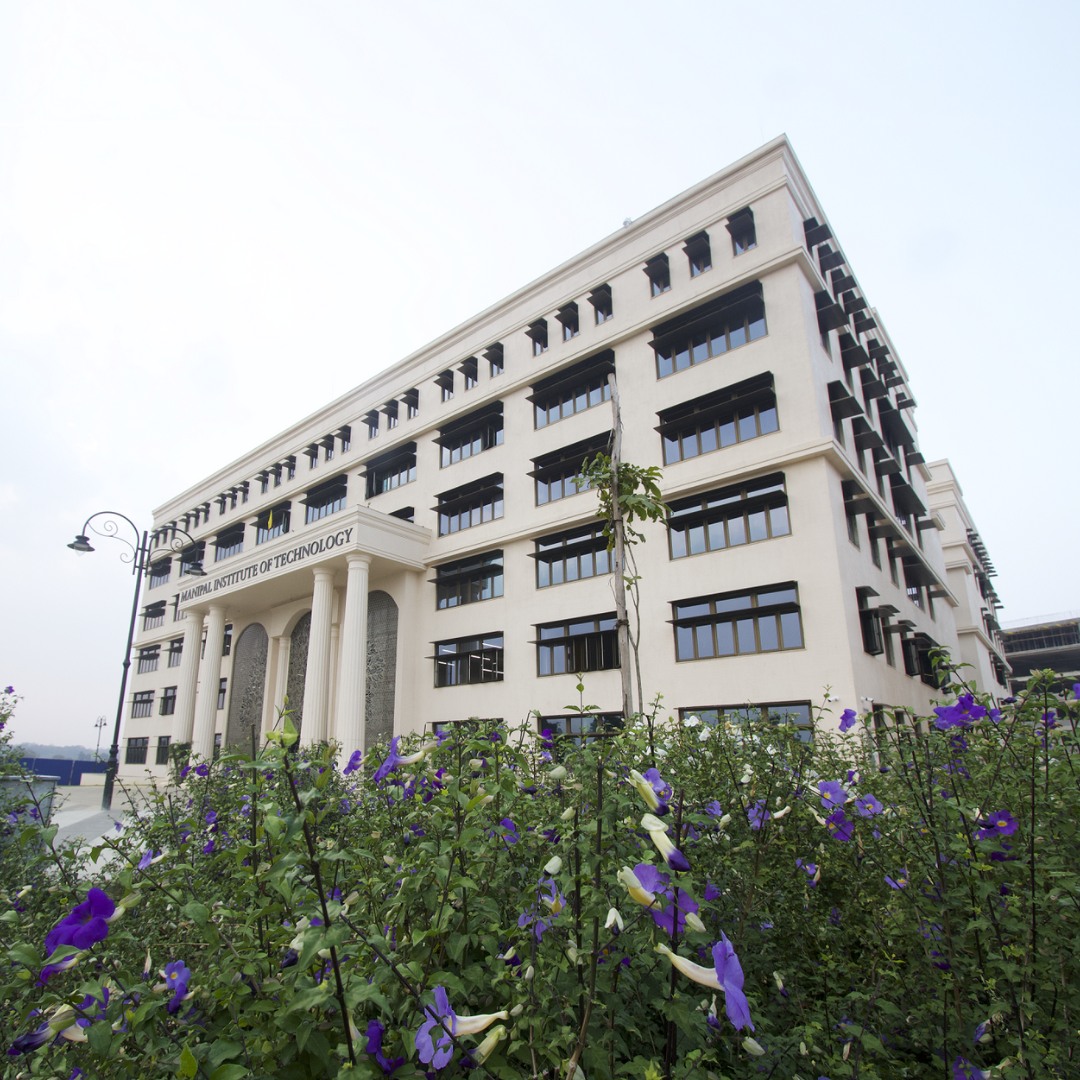 Admin and faculty block